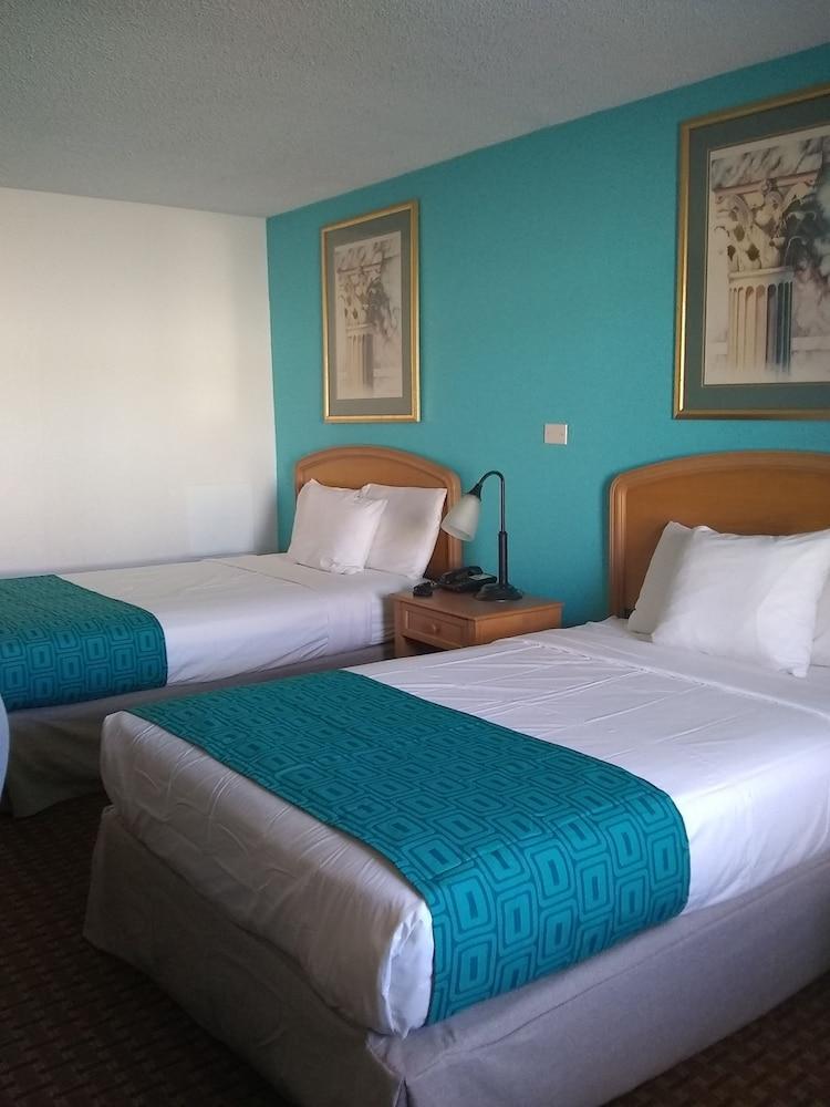 Howard Johnson By Wyndham Virginia Beach Bagian luar foto