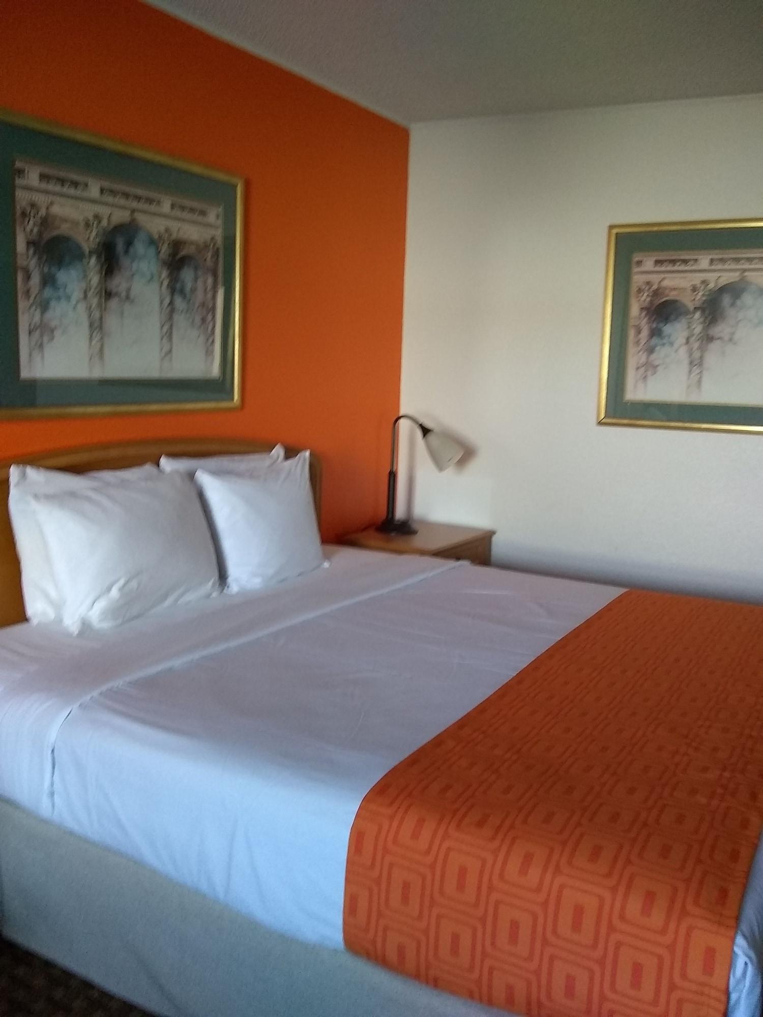 Howard Johnson By Wyndham Virginia Beach Bagian luar foto