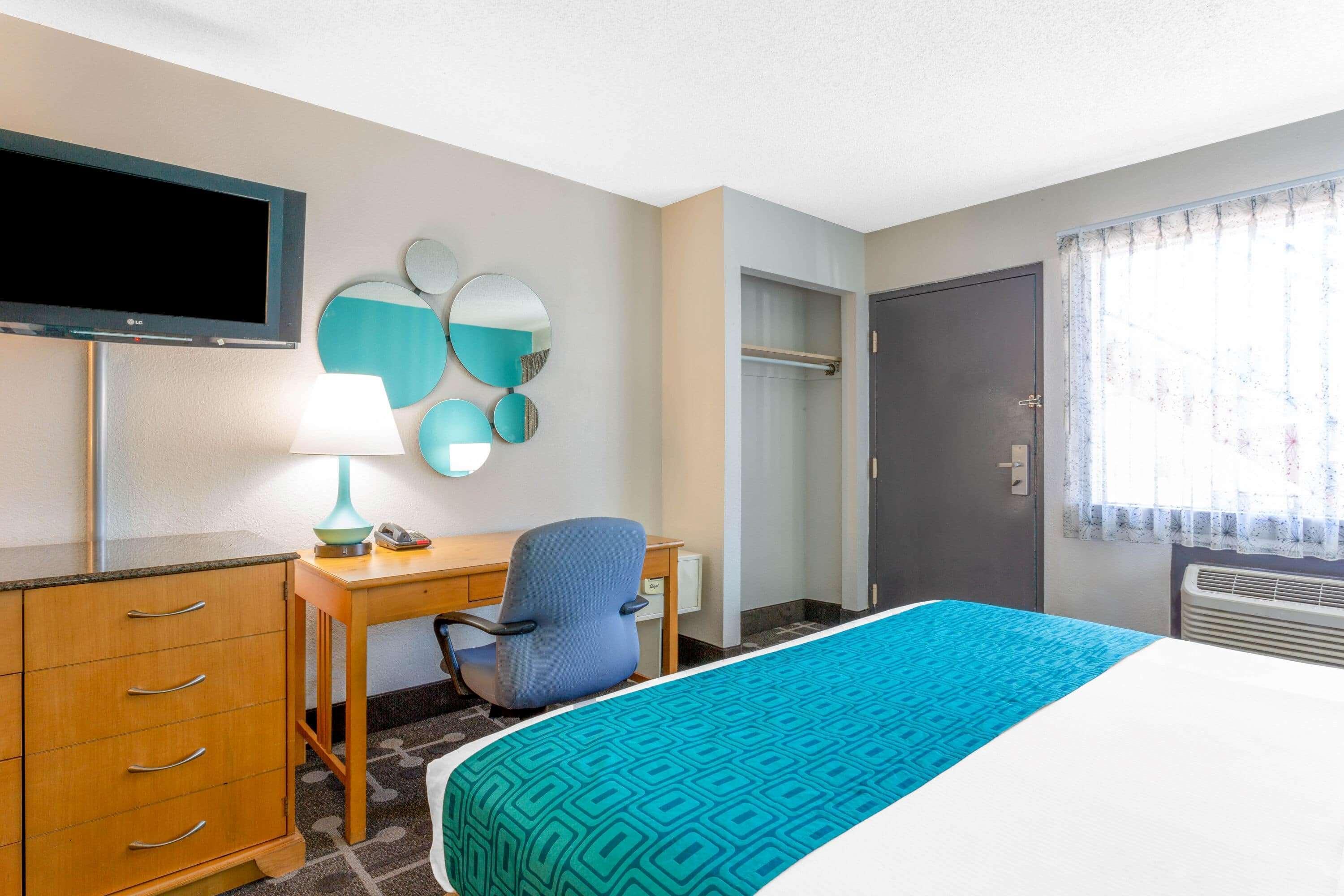 Howard Johnson By Wyndham Virginia Beach Bagian luar foto