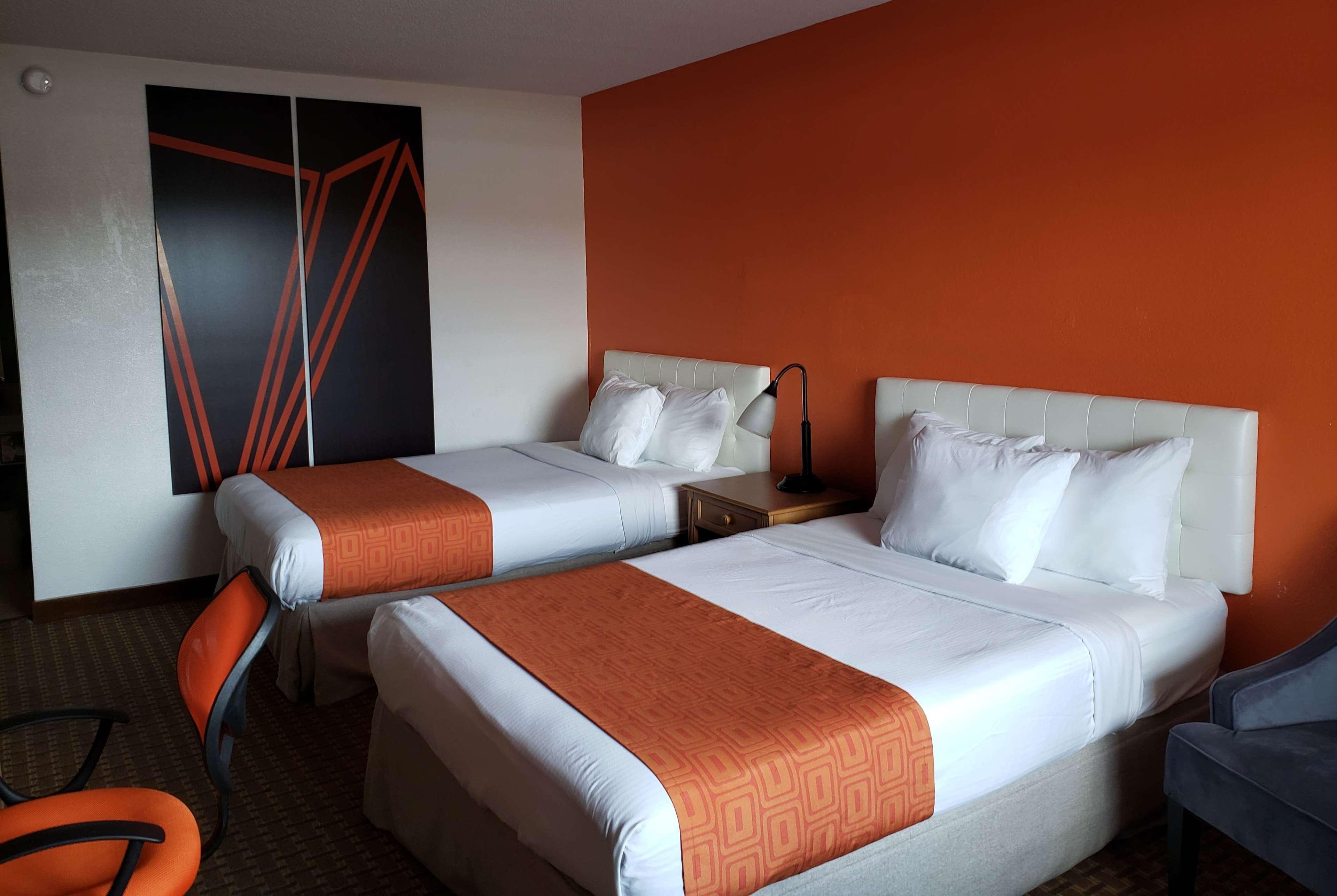 Howard Johnson By Wyndham Virginia Beach Bagian luar foto